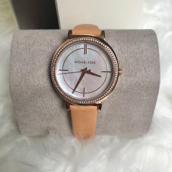Michael Kors Cinthia MK2713 Nude Women\'s Watch